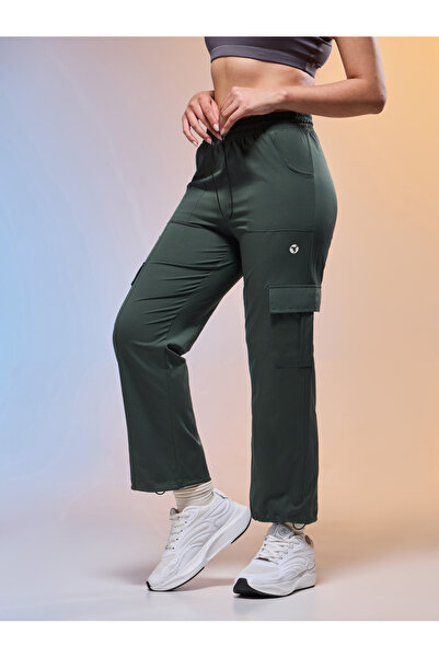 Technosport By Styli Women Solid Slim Fit Sports Cargo Track Pants