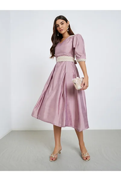 Maxim Creation By Styli Pink Lace Insert Flared Midi Dress