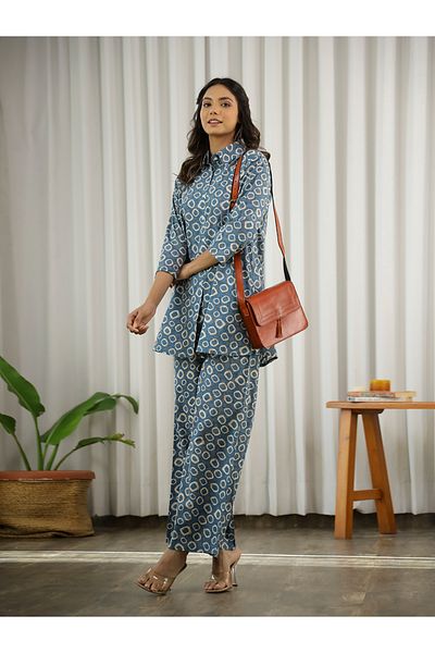 Styli Men Solid Oversized Shirt and Pants Co-Ords