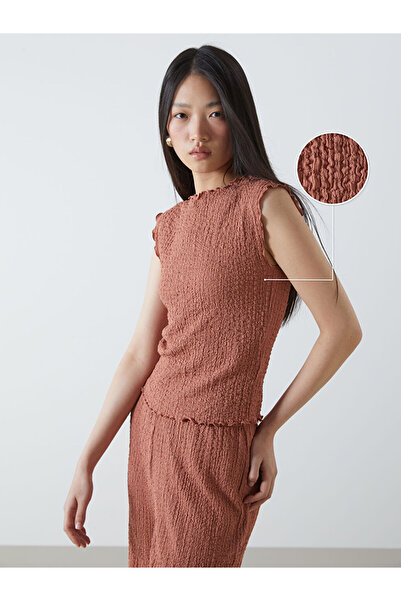 LC Waikiki Quality Pieces from Çelebi Store: Crew Neck Textured Blouse