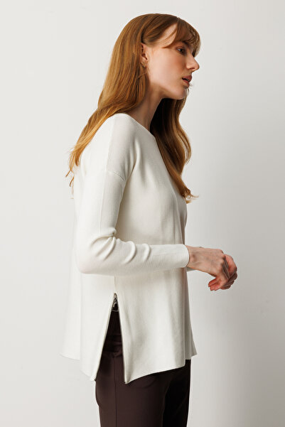 ON Zero Neck Knitwear Sweater with Zipper on the Sides