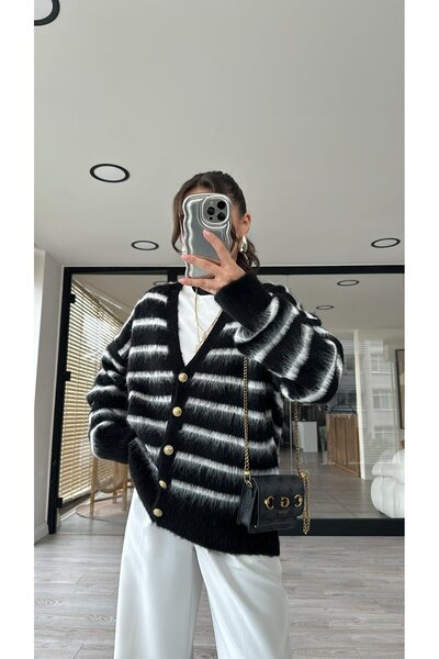 Le Savu Shilsee Women's Black and White Striped Gold Buttoned Beard Cardigan