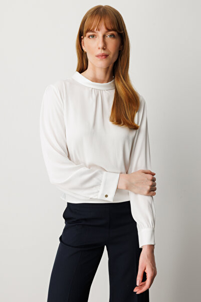 Ekol Blouse with Lace Back and Slit Detail