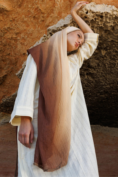 Mooncorn Gradient Muslin Shawl Caramel