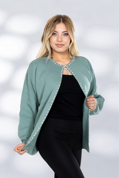 NEWCO Modern Design Knitwear Cardigan with Pearl Button and Stone Embroidery Detail Offering Elegant Appearance