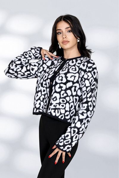 NEWCO Furry Leopard Detail Inicili Dume Modern and Comfortable Fit Knitwear Cardigan
