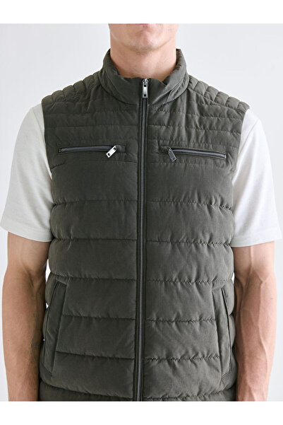LC Waikiki Create Your Style from Uzg Store | Standard Mold Stand-Up Collar Men's Puffer Vest