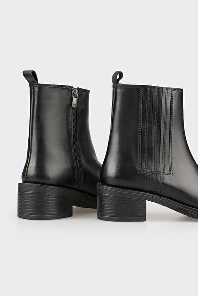 Elle Shoes Siyah Deri Kadın Topuklu Bot