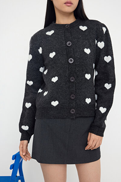 Trendyol Collection Teen Anthracite Heart Pattern Soft Textured Knitwear Cardigan Twoaw26Hi00033