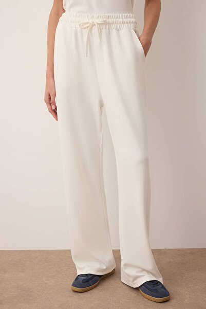 Trendyol Collection Ecru Short Sleeve Crew Neck Relaxed/Comfortable Fit Stretchy Knitted Bottom - Top Set Twoaw26Au00084