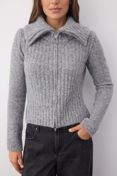 Trendyol Collection Wardrobe Essentials Dark Gray Wool Blend Beard/Feather Thread Zip-Up Knitwear Cardigan |   Twoaw26Hi001490