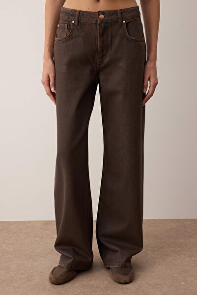 Trendyol Collection Brown Regular Waist Denim Overlays Detailed Leather Look Wide Leg Jeans Twoaw26Je00117