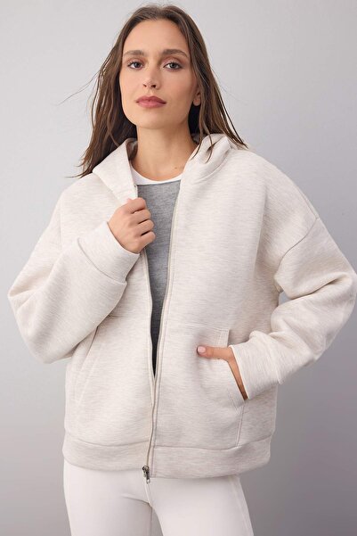 Trendyol Collection Wardrobe Essentials – Beige Melange Oversize Hooded Knitted Sweatshirt | Twoaw26Sw00018