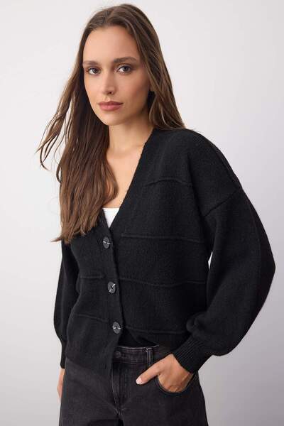 Trendyol Collection Black Soft Textured Wide Fit Knitwear Cardigan Twoaw26Hi00206