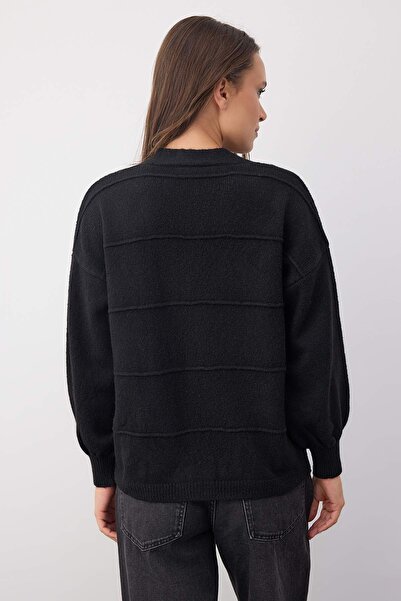 Trendyol Collection Black Soft Textured Wide Fit Knitwear Cardigan Twoaw26Hi00206
