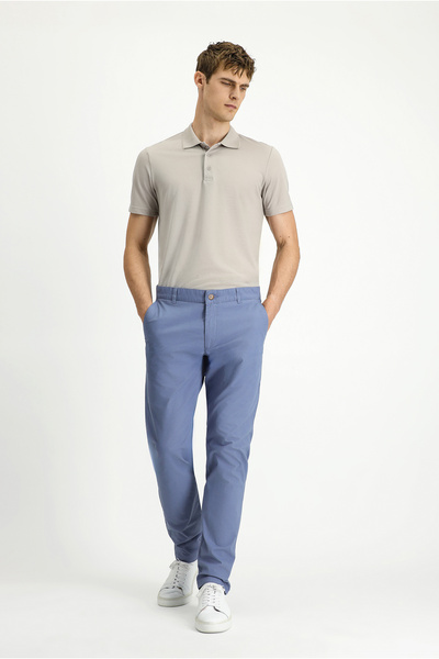 Kiğılı Pantaloni din pânză/chino cu croială normală