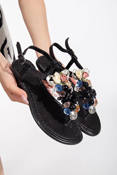 GULT صندل نسائي صيفي مزين باللون الأسود