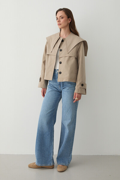 Laluvia Beige Sakura Wide Collar Short Trench Coat - 7530