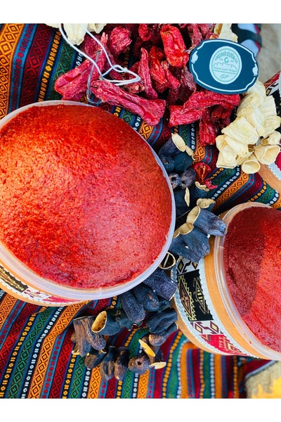 Organik Kilerim 27 Gaziantep gün kurusu acı biber salçası 3 kğ