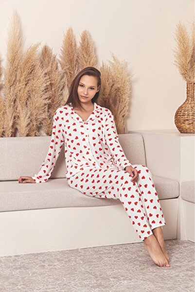 Sude Γυναικείο ΣΕΤ ΠΙΤΖΑΜΑ ΜΕ ΚΟΥΜΠΙΑ ΣΤΟ ΛΑΜΠΡΟΦΟΡΙΚΟ ΠΑΝΙ ΚΑΙ ΣΧΕΔΙΟ ΚΑΡΔΙΑΣ