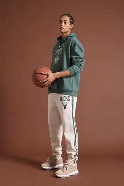 DeFacto DeFactoFit NBA Milwaukee Bucks Standart Fit Jogger Eşofman Altı Z6055AZ23AU