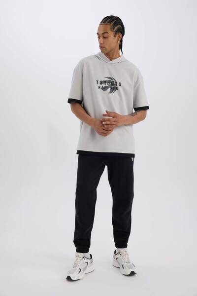 DeFacto DeFactoFit Thick Jogger Pantaloni de sport NBA Chicago Bulls Standard Fit Talie cu șireturi cu buzunare Picior elastic