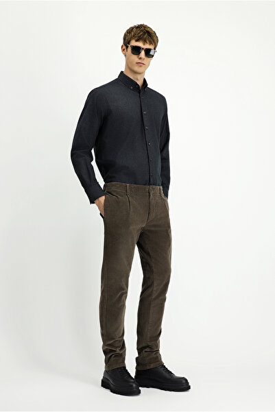 Kiğılı Relaxed Fit Comfortable Cut Lycra Pleated Velvet Trousers