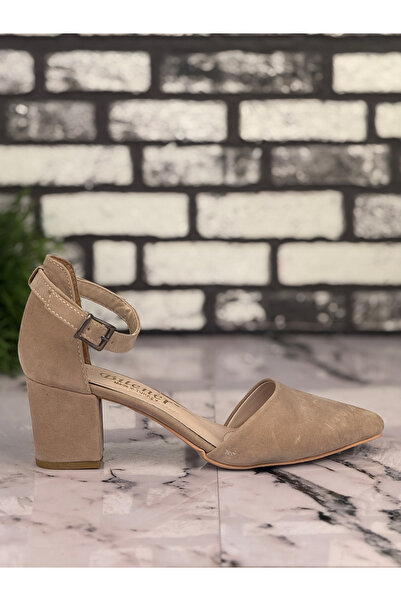 Ghattix B10 Стильні жіночі туфлі на шпильках