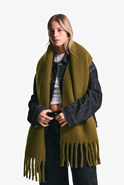 Bershka Solid-coloured scarf