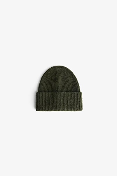 Bershka Basic beanie