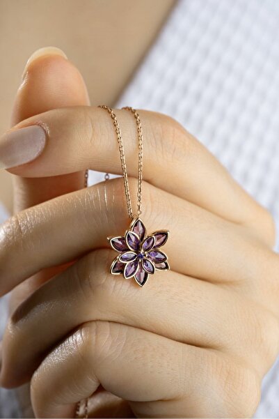 ganispe Süper Kasım Mor Lotus Çiçeği Çelik Kolye | Gold Renk | Hediye Kadın