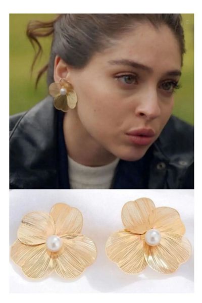 MioArt Gold Plated Leyla Pearl Flower Steel Earrings