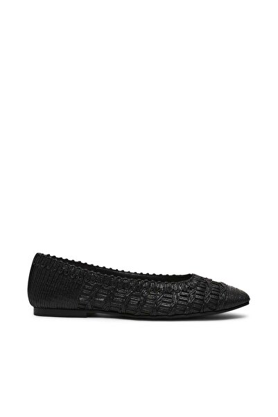 Steve Madden Womens Warm-Up Black Ballet Flats