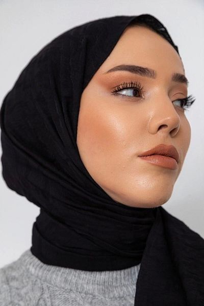 Silk Home Olinda Shawl - Black