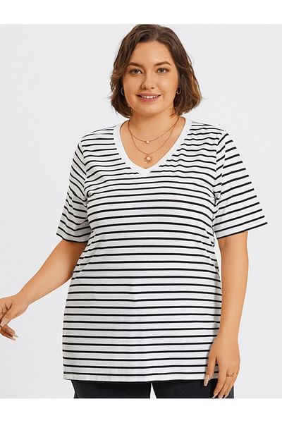 Şans Women's Plus Size White, Cotton Fabric, V-Neck Stripe Blouse 65N39094