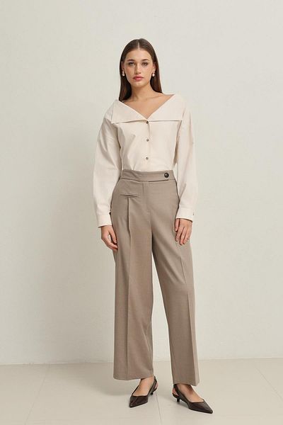 Setre Pantaloni de linie casual bej cu buzunar și detaliu în talie