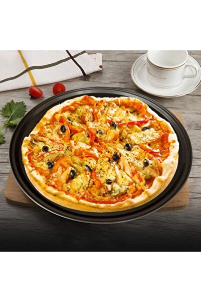 ARVALE 29 cm Round Non-Stick Perforated Pizza Tray – Practical Use