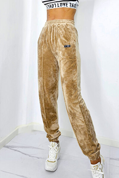 FashionForYou Malaki velvet sweatpants, cream