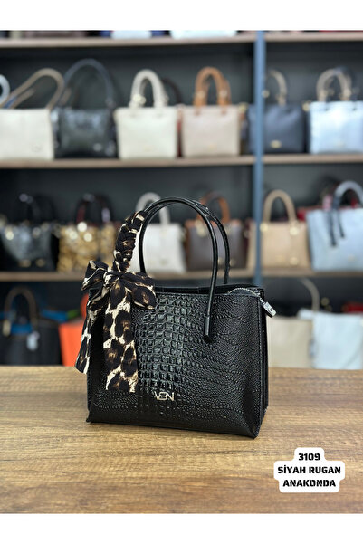 VICTORIA SHINE موديل 3109 - حقيبة يد وكتف بتفاصيل وشاح - (أناكوندا جلد أسود ل...