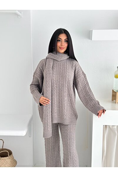 BisuModa Knitted Patterned Knitted Sweater with Pants Knitwear Set