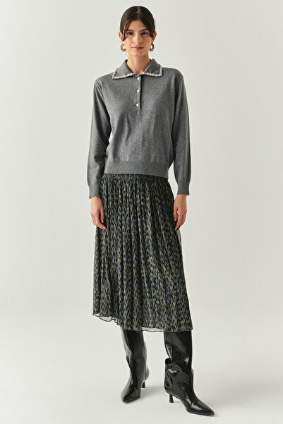 Exquise Long Sleeve Regular Knitwear Gray Blouse with Stone Collar