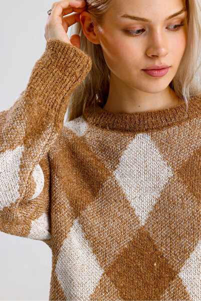 Get Crazy Women's Square Patterned Knitwear Sweater