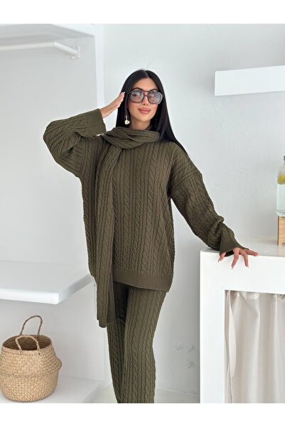 BisuModa Knitted Patterned Knitted Sweater with Pants Knitwear Set
