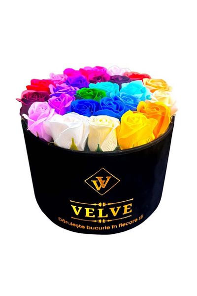 velve Splendor floral arrangement, in velvet box with 25 soap roses, Multicolor
