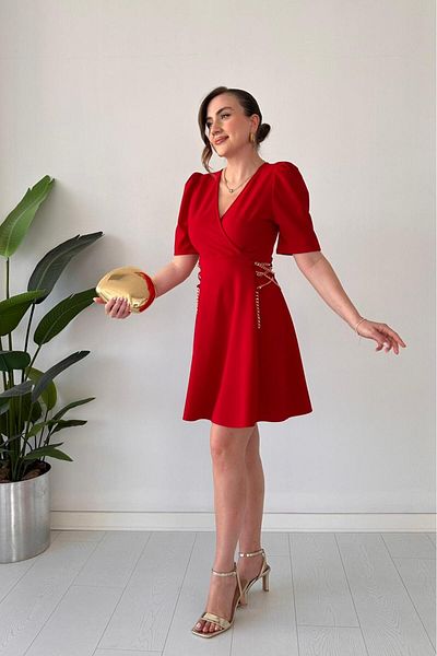 MaziButik Cross Chain Crepe Dress Red