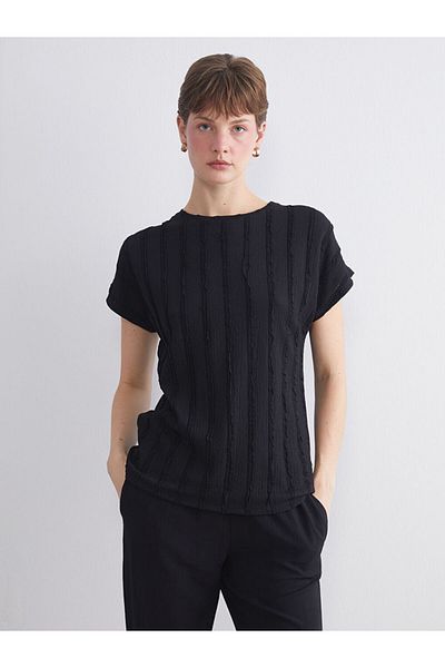 LC Waikiki Quality Parts from Celebi Store |   Crew Neck Textured Women's T-Shirt