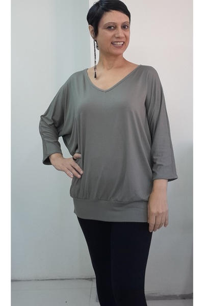 Mertcan Butik Çağla Green V-Neck Bat Three-Quarter Sleeve Combed Viscose T-Shirt