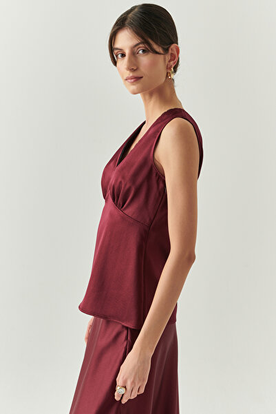 Exquise V Neck Slim Fit Satin Look Cherry Blouse