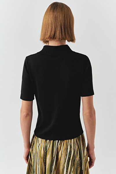 Exquise Shirt Collar Button Short Sleeve Slim Fit Knitwear Blouse