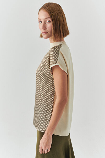 Exquise Patterned Knitwear Garnished Short Sleeve Crew Neck Regular Blouse